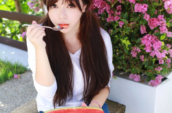 娱乐圈吃瓜小妹妹微博,揭秘娱乐圈背后的八卦风云